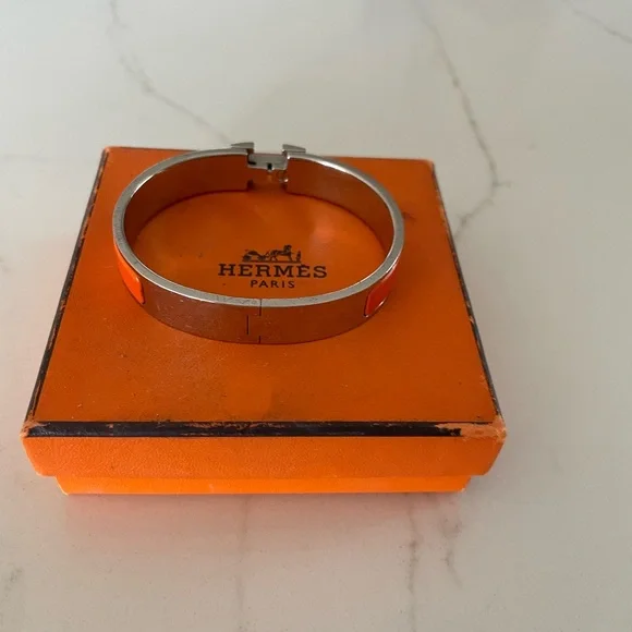 Hermes Authentic with box Orange and Silver Women's click Bracelet - Picture 5 of 5